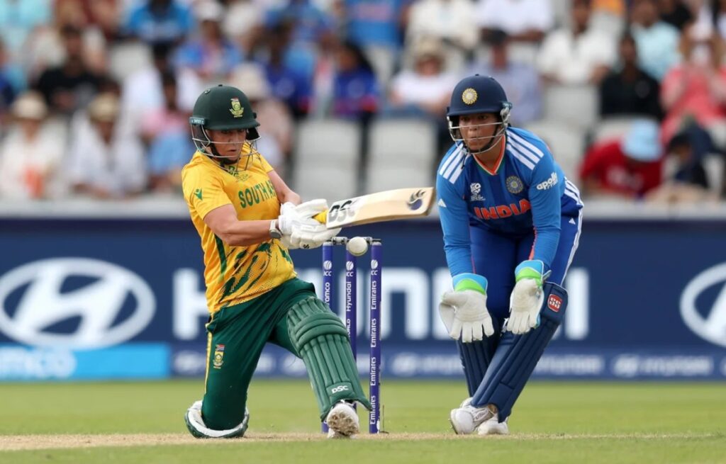 India Women vs South Africa Women Live Scorecard