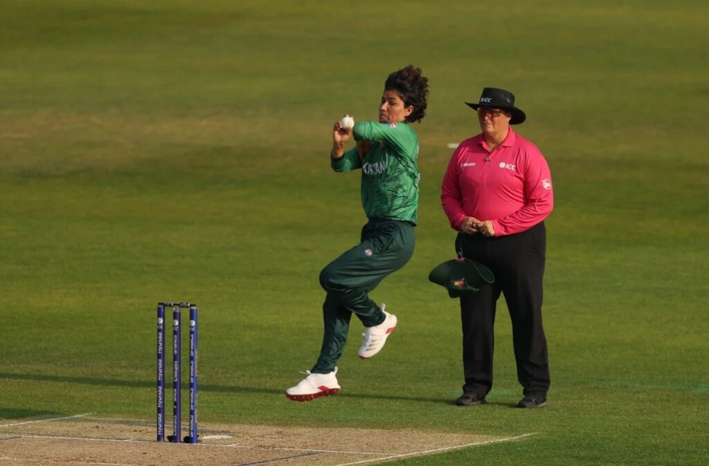 Australia Women vs Pakistan Women Live Scorecard