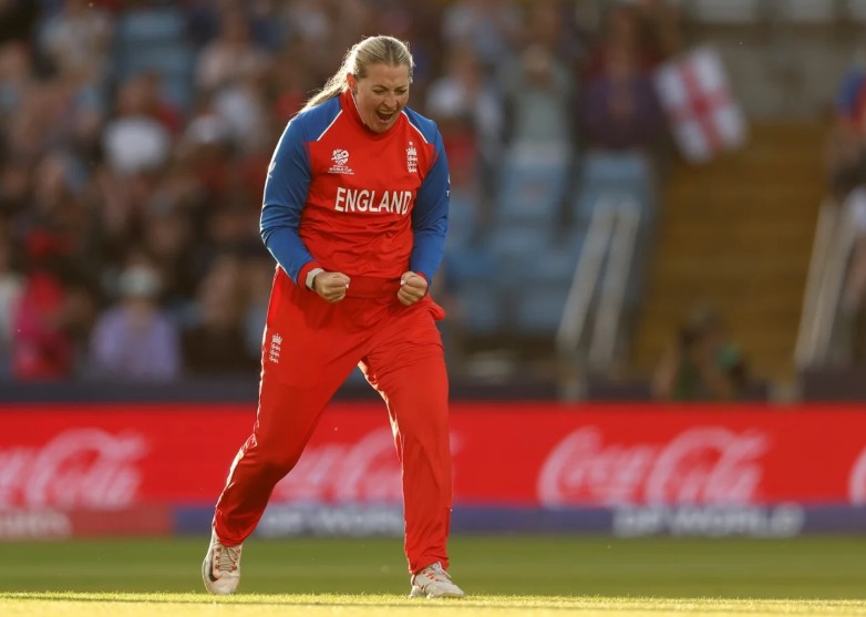 England Women vs Australia Women Live Scorecard